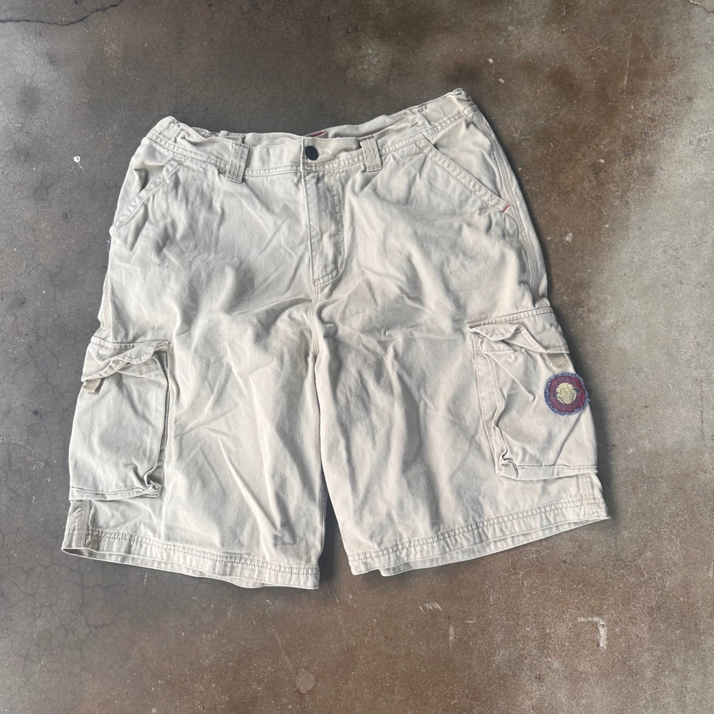 Disney Tiki Kingdom Cargo Shorts Mens L Khaki Excellent Mickey Mouse Patch Tan